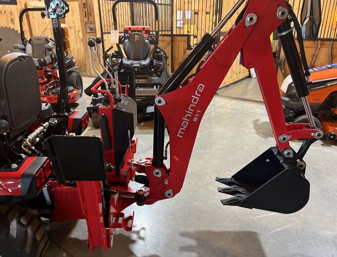 Mahindra Tractors | Buy Mahindra 1120 W/Backhoe Online