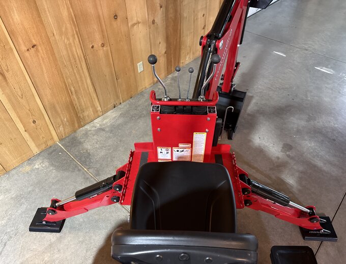 Mahindra Tractors | Mahindra 1626 (HST) W/BACKHOE For Sale Near Me