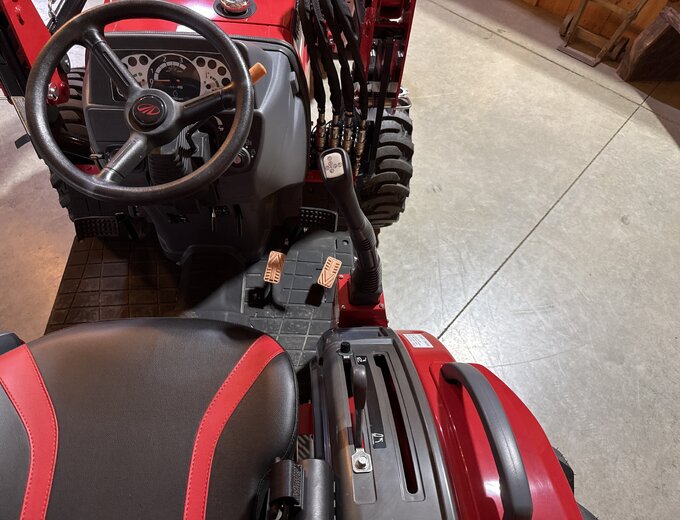 Mahindra Tractors | Buy Mahindra 1626 (HST) Online